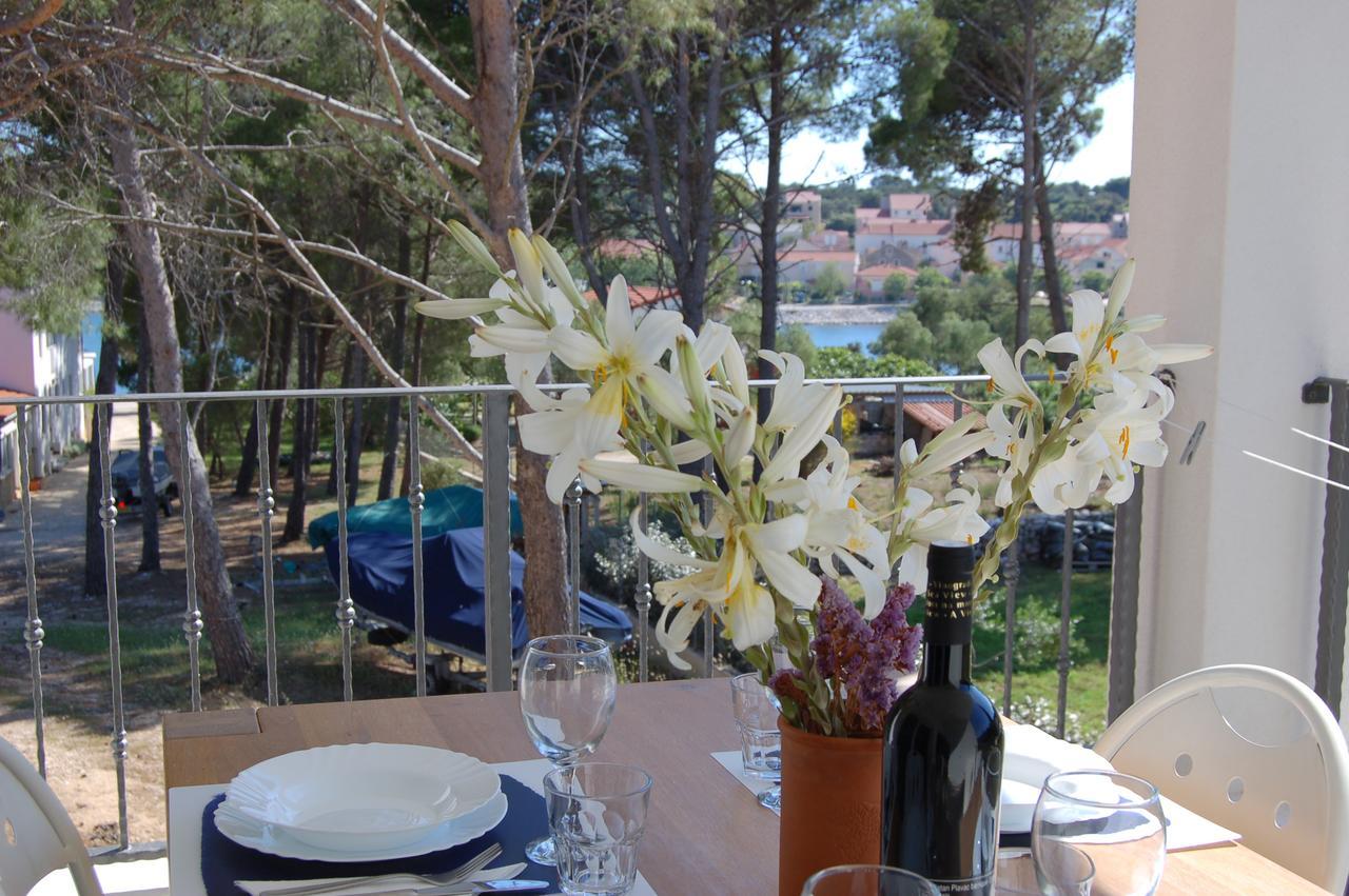 Gorgonia Suites In Verunić Quarto foto