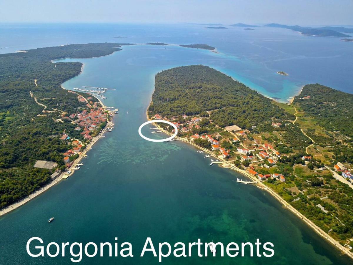 Gorgonia Suites In Verunić Exterior foto